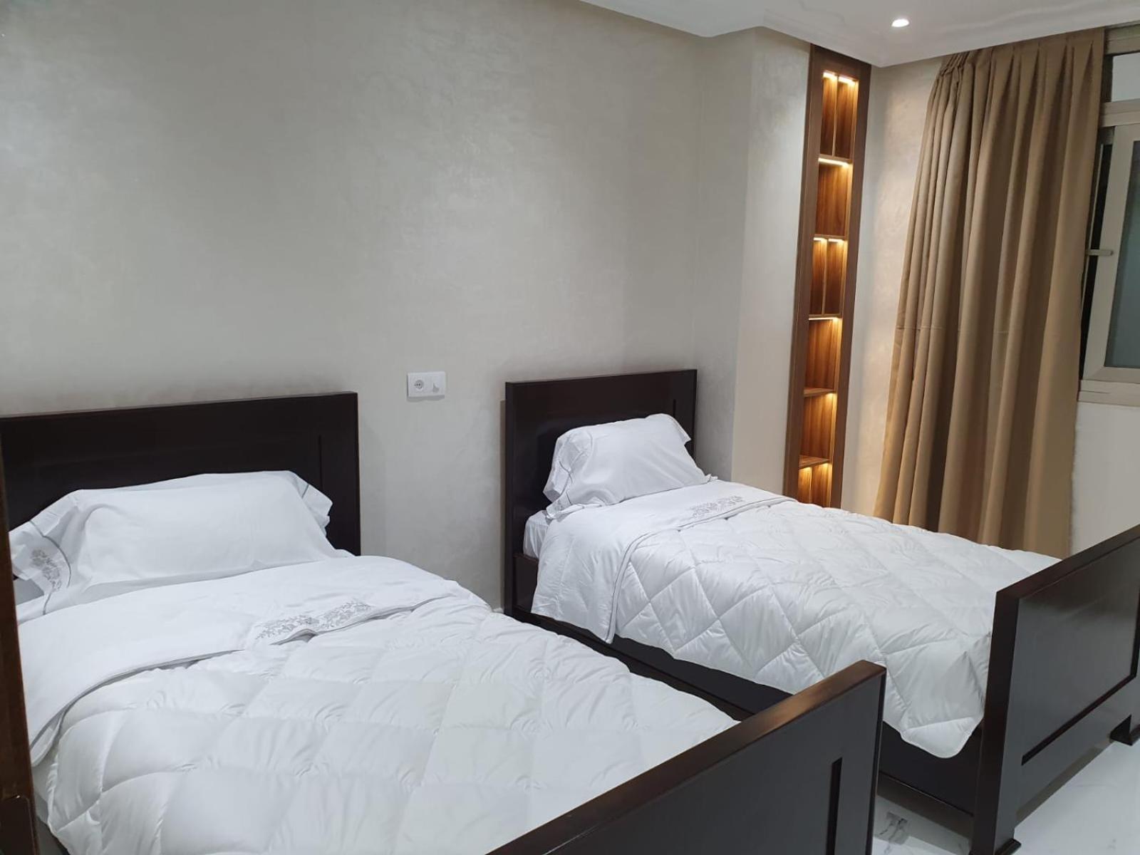 Le Select Appartement Nador Esterno foto